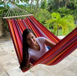 Outdoor hammock with 80 cm spreaderbars
