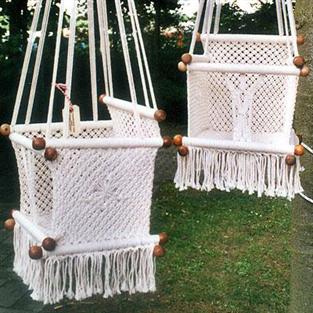 Baby hanging chair, The young prince. No. 420.