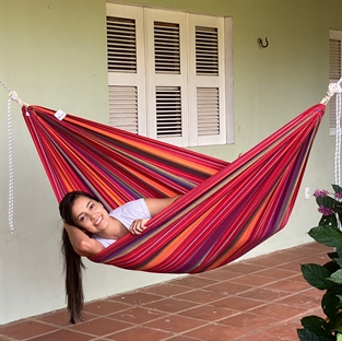 Strong hammock 1 person. Nice colorful look. Ok for children\'s play